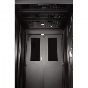 Распашные двери коридора для шкафов серии DC
